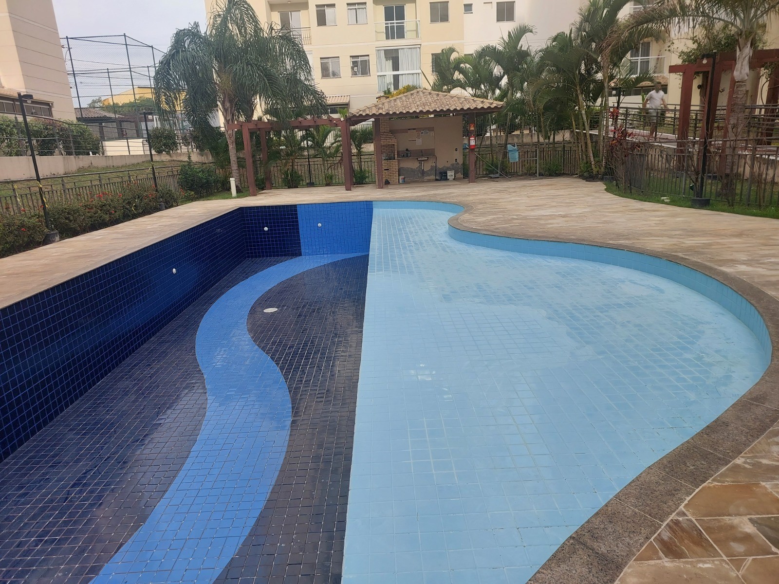 Case de troca de rejunte de piscina